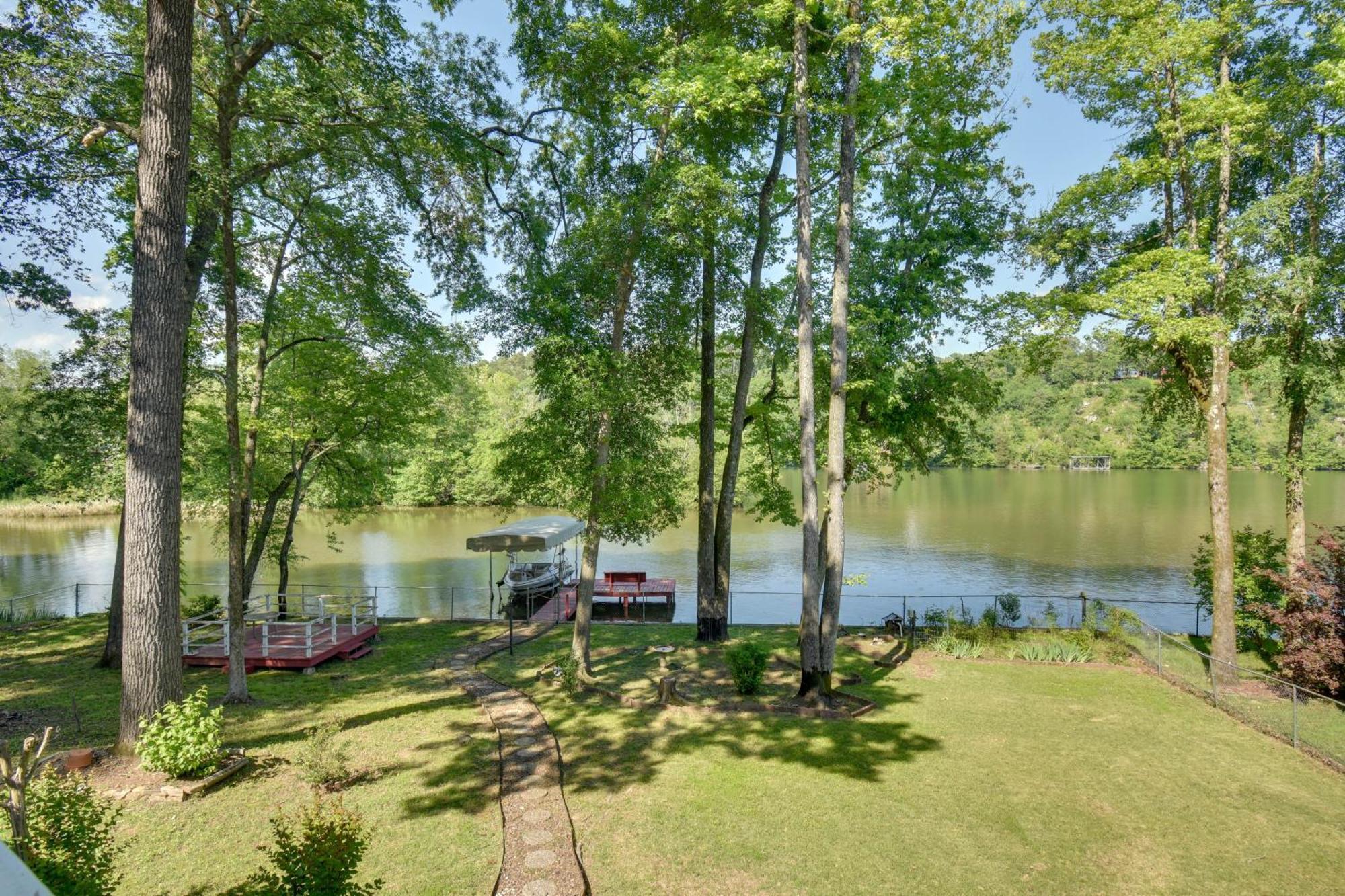 Lakefront Retreat With Deck, Dock And Resort Amenities Hot Springs Exterior foto